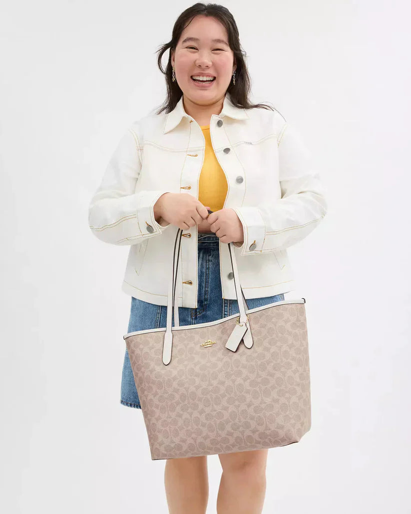 Coach City Tote Bag In Signature Canvas